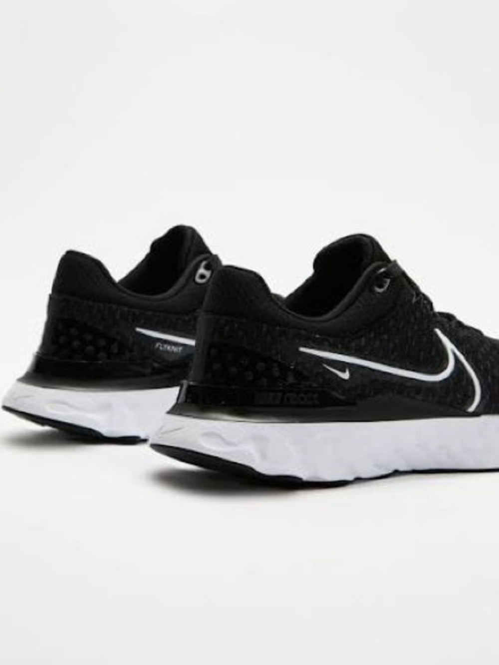 Nike React Infinity Run Flyknit 3 - Picture 2 of 9